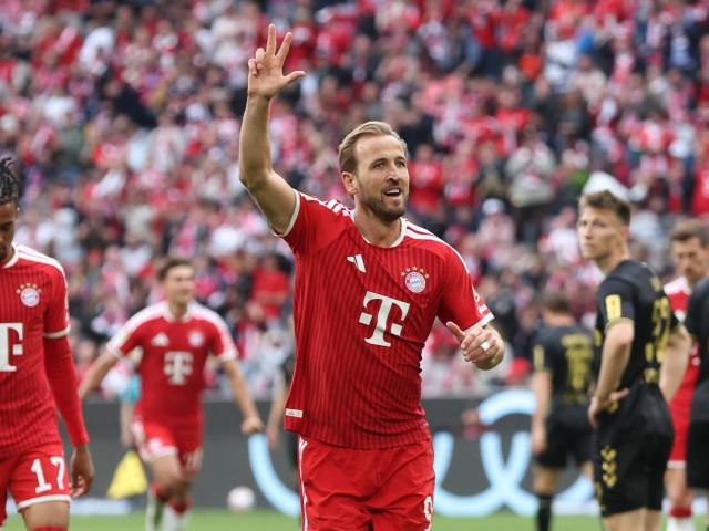 Kane, imposibil de oprit: Hat-trick și record pentru starul de la Bayern