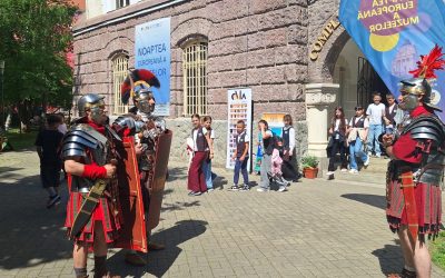 Noaptea Muzeelor la Arad: spectacol cu reconstituiri istorice și paradă