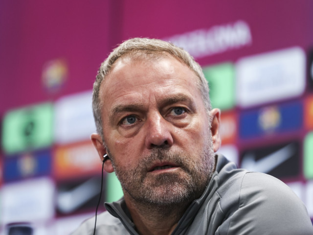 Hansi Flick, răspuns direct despre viitorul la Barcelona: „Voi sta 10 ani?”