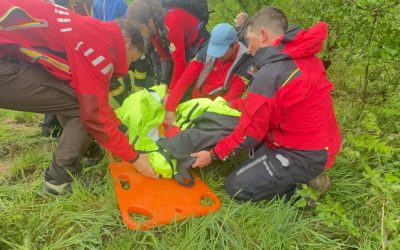 Imagini emoționante: Alex, copilul din Sibiu, a zâmbit. Gestul salvatorilor
