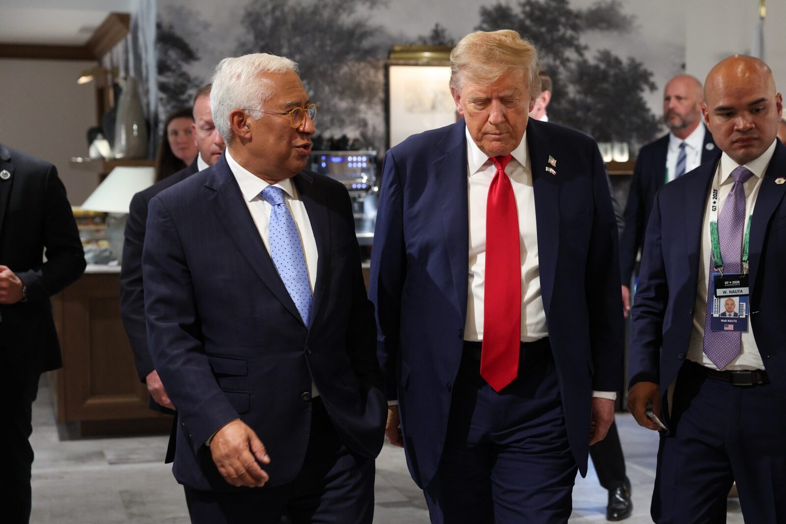 Socialiștii europeni strigă la Donald Trump: Vrem suveranitate tehnologică!