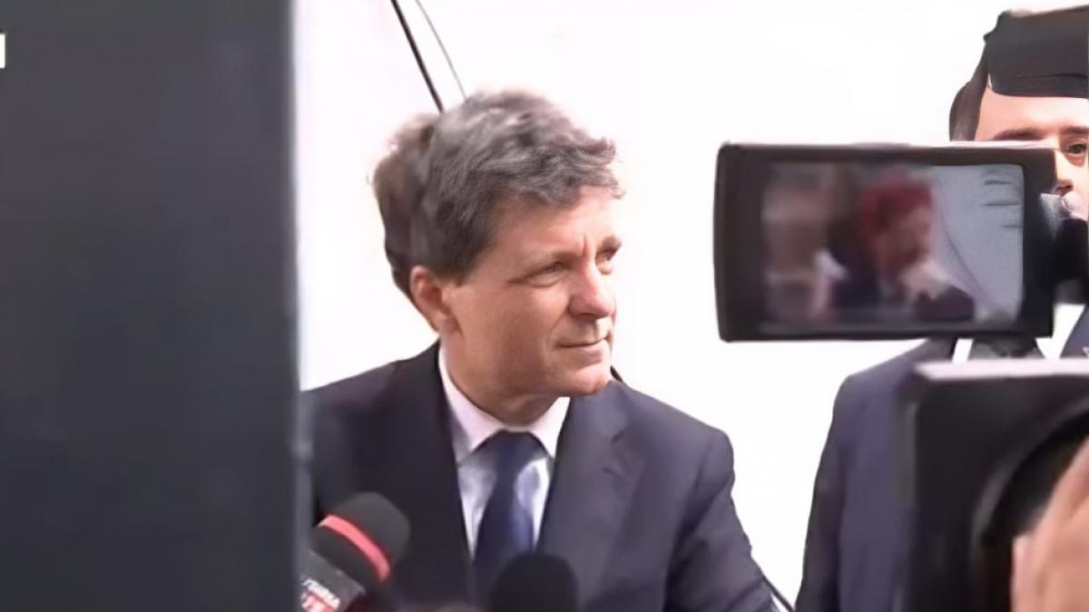 Nicușor Dan, la Galați: „Sunt bine amândoi!” Vizită la victimele dronei