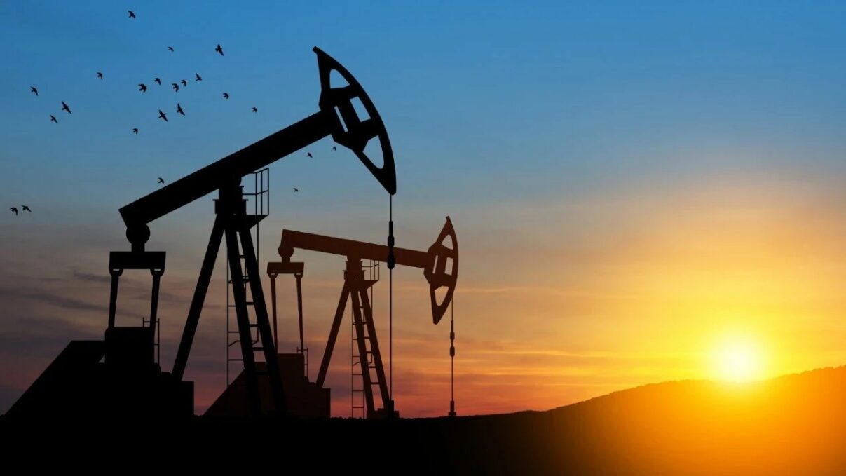 Prețul petrolului, în scădere: Trump intervine în criza din Strâmtoarea Ormuz