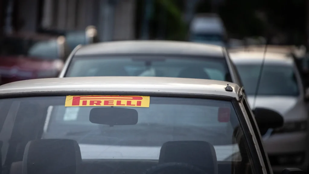 Taxe cu 50% mai mari pentru mașinile vechi: Unde se aplică cele mai dure reguli