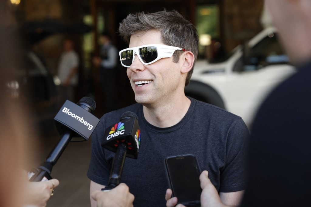 Apocalipsa locurilor de muncă: Optimismul lui Sam Altman, în pofida concedierilor