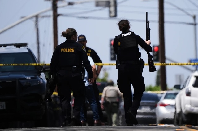 Trei morți la San Diego, inclusiv atacatori: Poliția suspectează sinucidere, Trump reacționează
