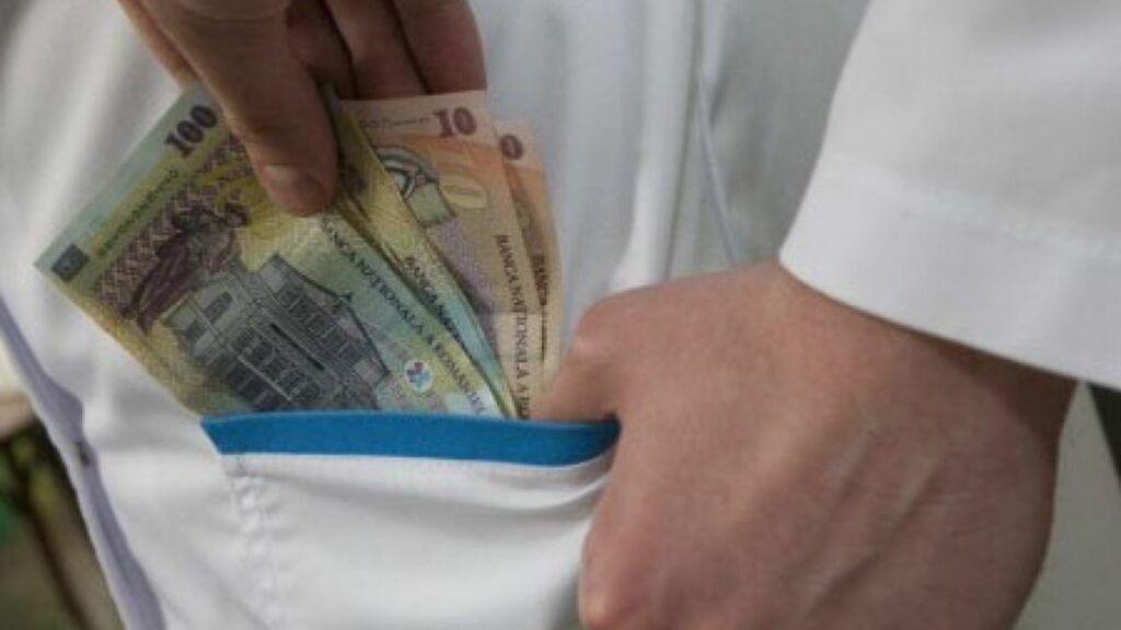 Șpagă la Spitalul Bolintin: Cinci medici reținuți, acuzații grave de corupție