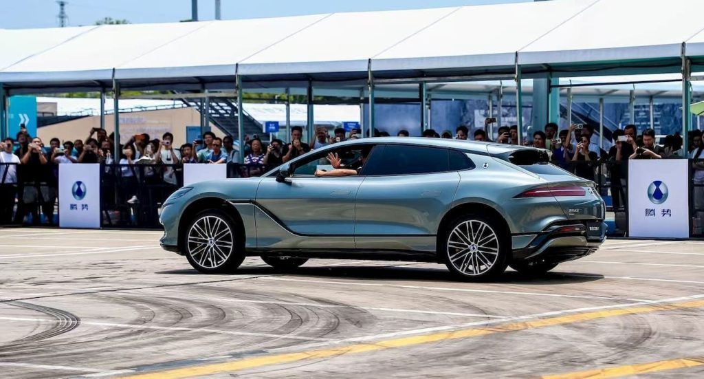 Mașina de 1000 km autonomie: 115.000 euro în Europa, 9 min încărcare