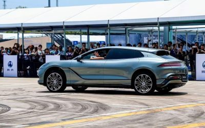 Mașina de 1000 km autonomie: 115.000 euro în Europa, 9 min încărcare