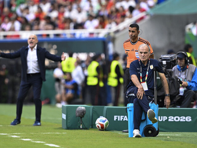 Bielsa, rușine la aeroport după Campionatul Mondial `26