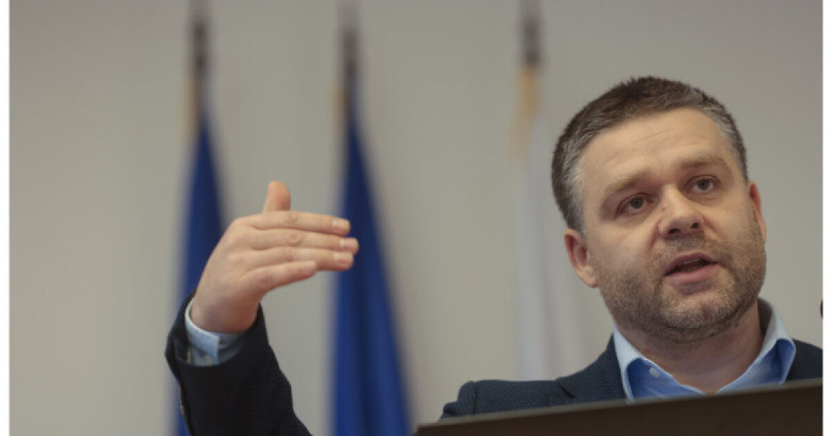 Ciucu anunță revoluția: Mentenanța intră la Primărie