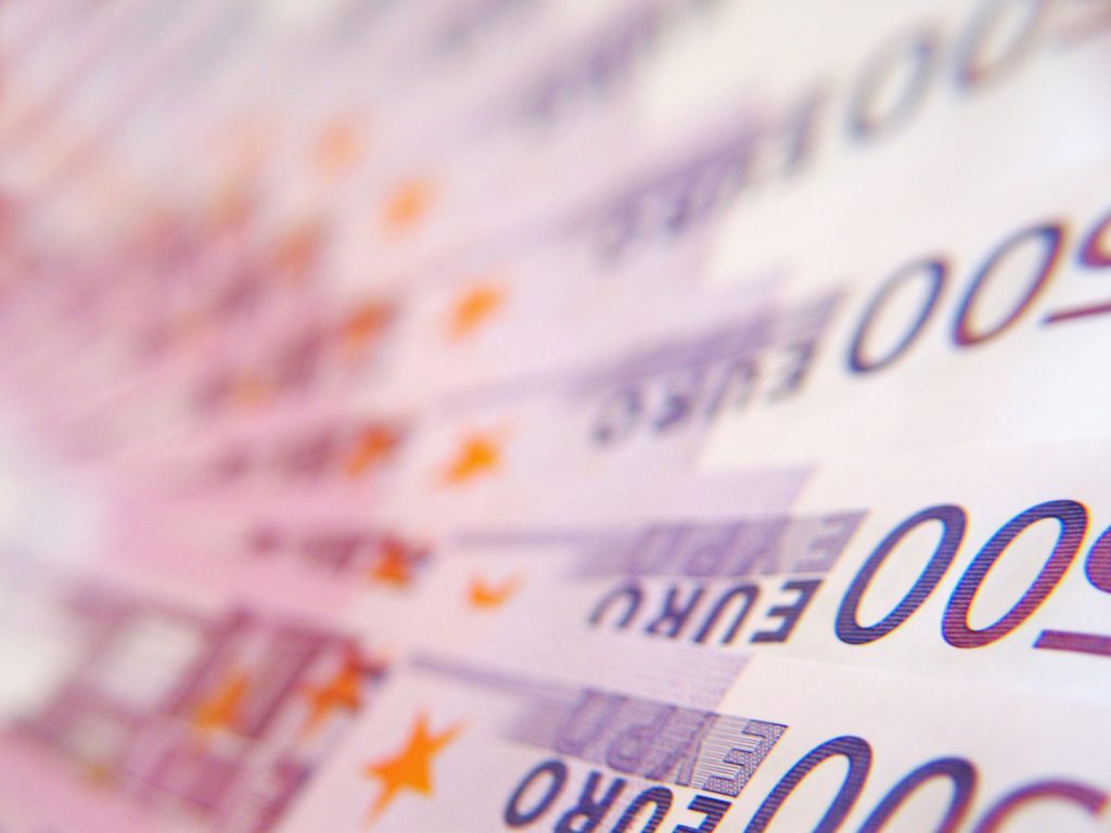 APIA achită 1,9 miliarde euro, 98,6% fonduri UE absorbite