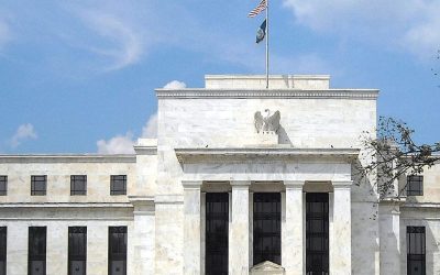 Fed ține dobânda; Warsh conduce prima ședință
