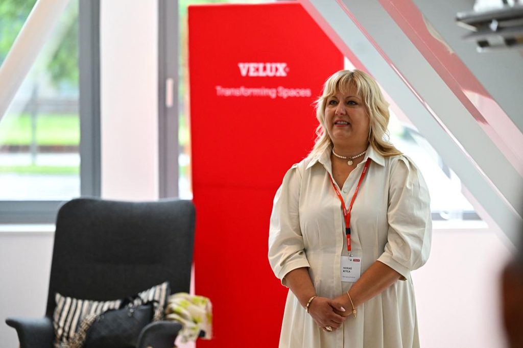 VELUX România pariază pe ferestre de mansardă electrice