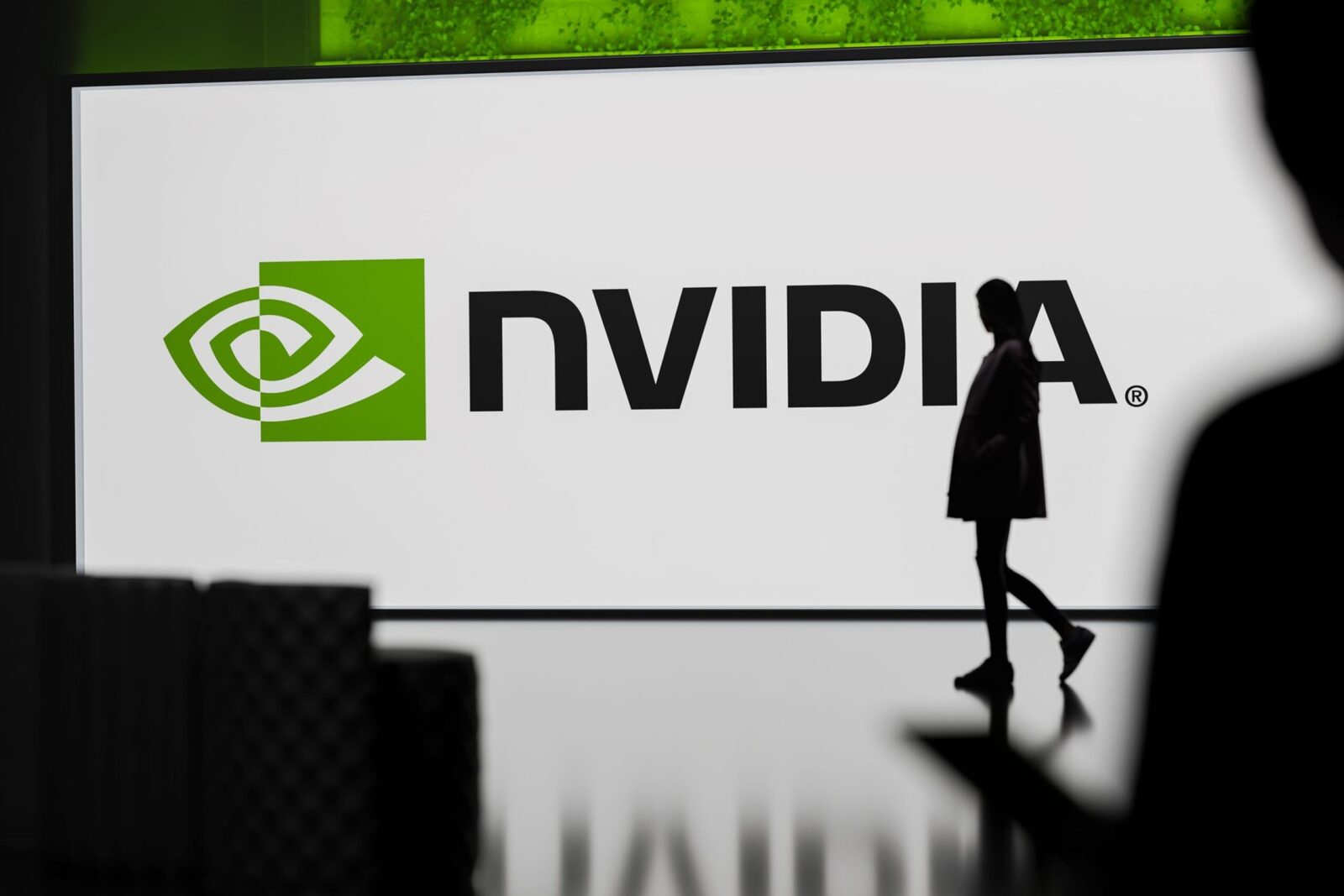 Nvidia revine pe piața obligațiunilor, după ce a devenit cea mai valoroasă companie