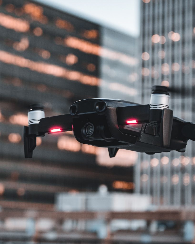 UE dă undă verde proiectelor militare cu inteligență artificială și drone