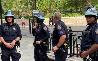 Șapte morți la Chicago; Trump cere armată