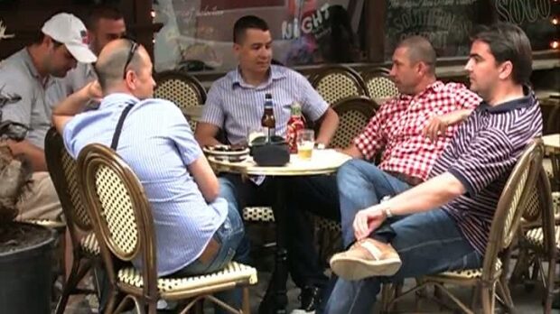 Stimulent Lunar Firme Angajează Elevi/Studenți: Anunț Oficial