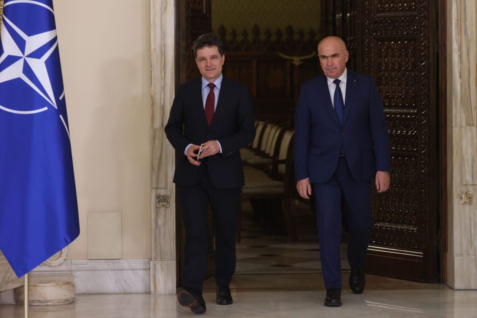 Judecătorii CCR: Guvernul Bolojan poate fi demis? Nicușor Dan, prins în dilemă