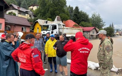 Furtuni devastatoare: Pagube în 16 județe, 123 copaci doborâți, 88 mașini avariate