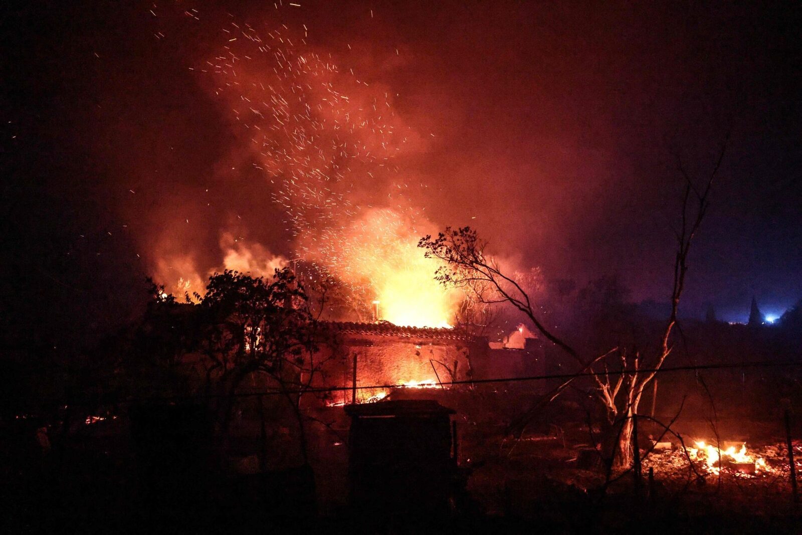 Franța: Evacuare totală la Cap Ferret din cauza incendiilor