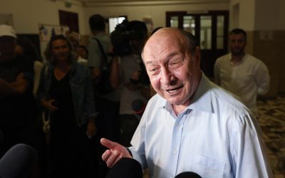 Băsescu: Simion râde de partide, AUR e spectacol politic