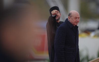 Băsescu: Guvern interimar 45 zile, anticipatele nu-s obligatorii