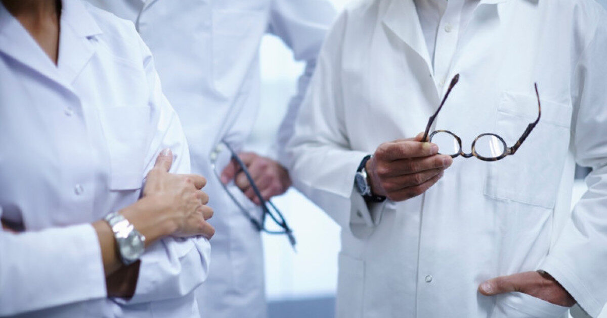 Șefa Colegiului Medicilor: Urgență de medici, angajările blocate