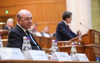 Băsescu ia foc la Guinness: „Ce Constituție zice asta?”