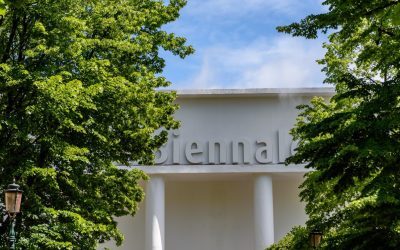 UE taie 2 mil. euro Bienalei Veneția după scandalul Rusiei