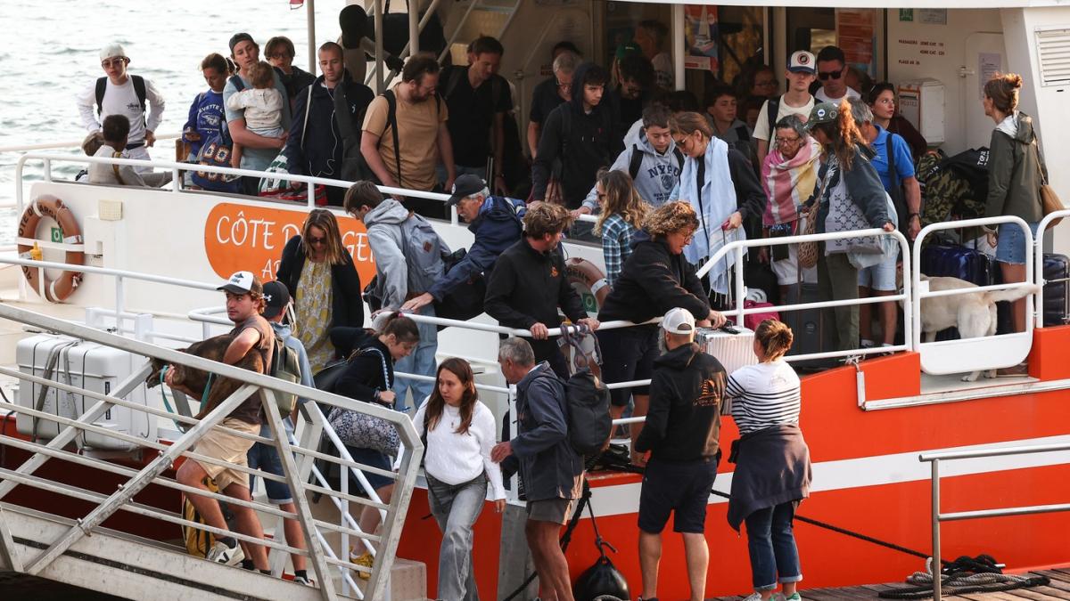 Cap Ferret se goleşte: Incendiile pun stăpânire. Evacuare finală!