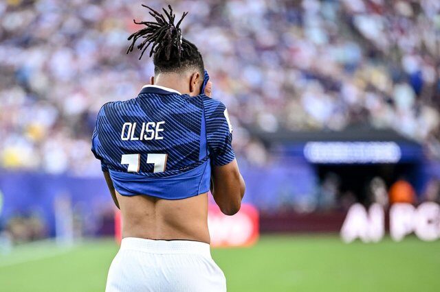 Olise, peste Pele la CM 2026: Record de pase decisive doborât