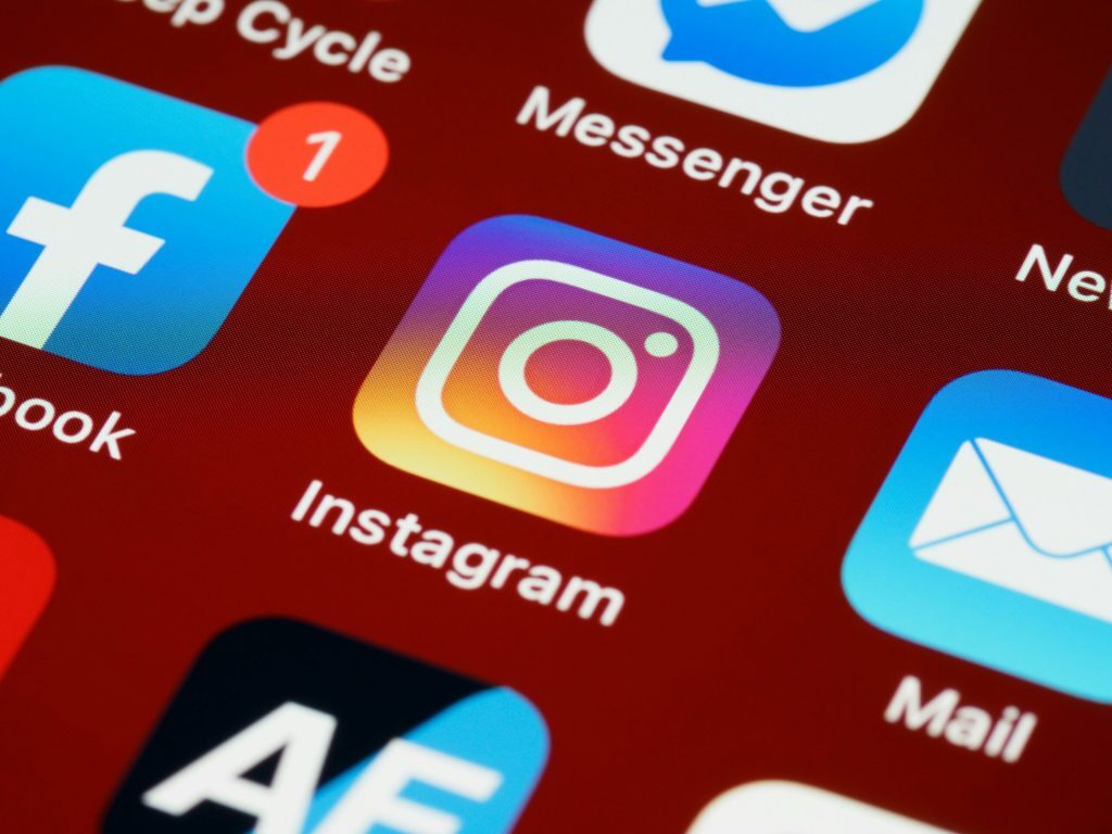 Meta renunță la funcția AI controversată de pe Instagram