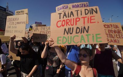 Profesorii României fug din sistem, arată un studiu