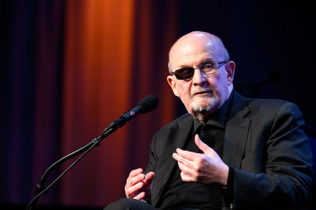 Salman Rushdie: AI nu are nicio șansă la ceva esențial