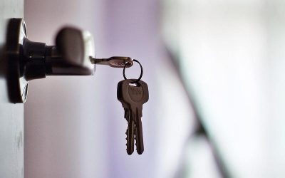 București: Noi apartamente scumpe. Timișoara: Prețuri mari la vechi