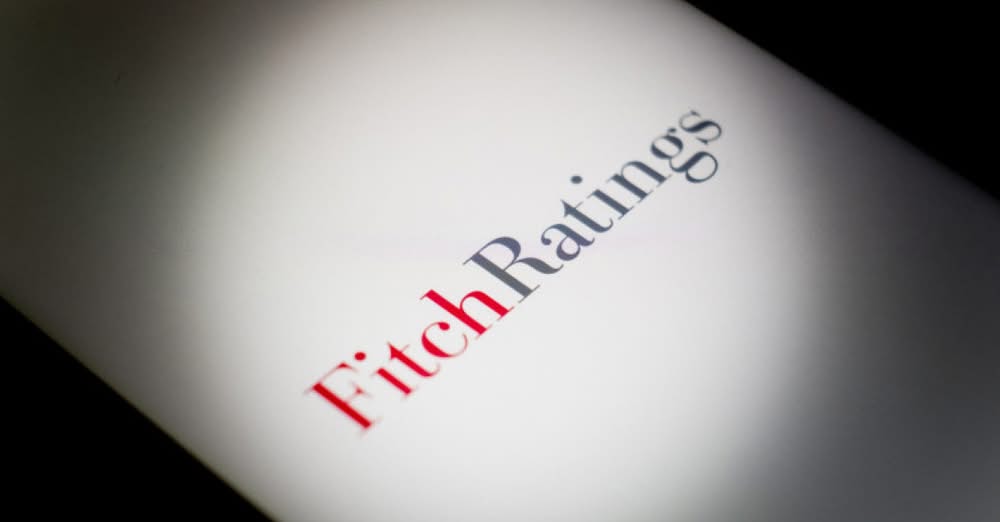 Fitch Păstrează România la „BBB-”: Ultima Treaptă Spre…