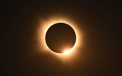 Eclipsă totală în Spania: Imagini uluitoare din mai multe regiuni