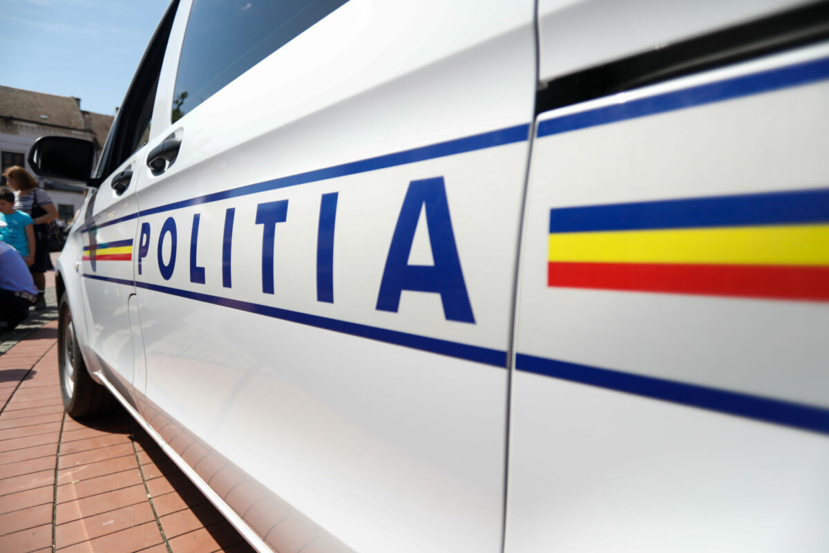 Elicopter „parcat” la echitație în Constanța. Pagube provocate