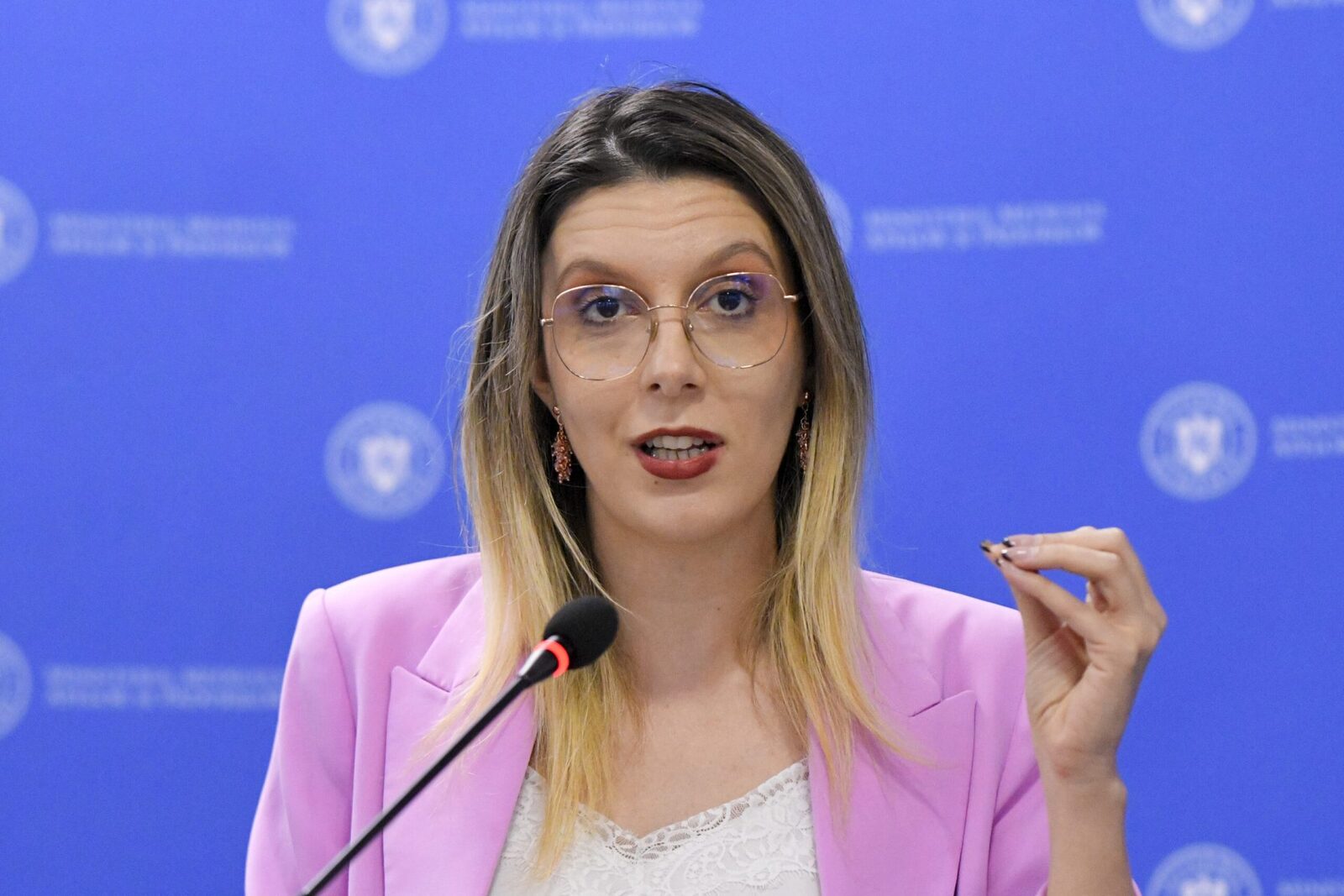 Democrațiile, pericol real: sistemele sunt sub asalt