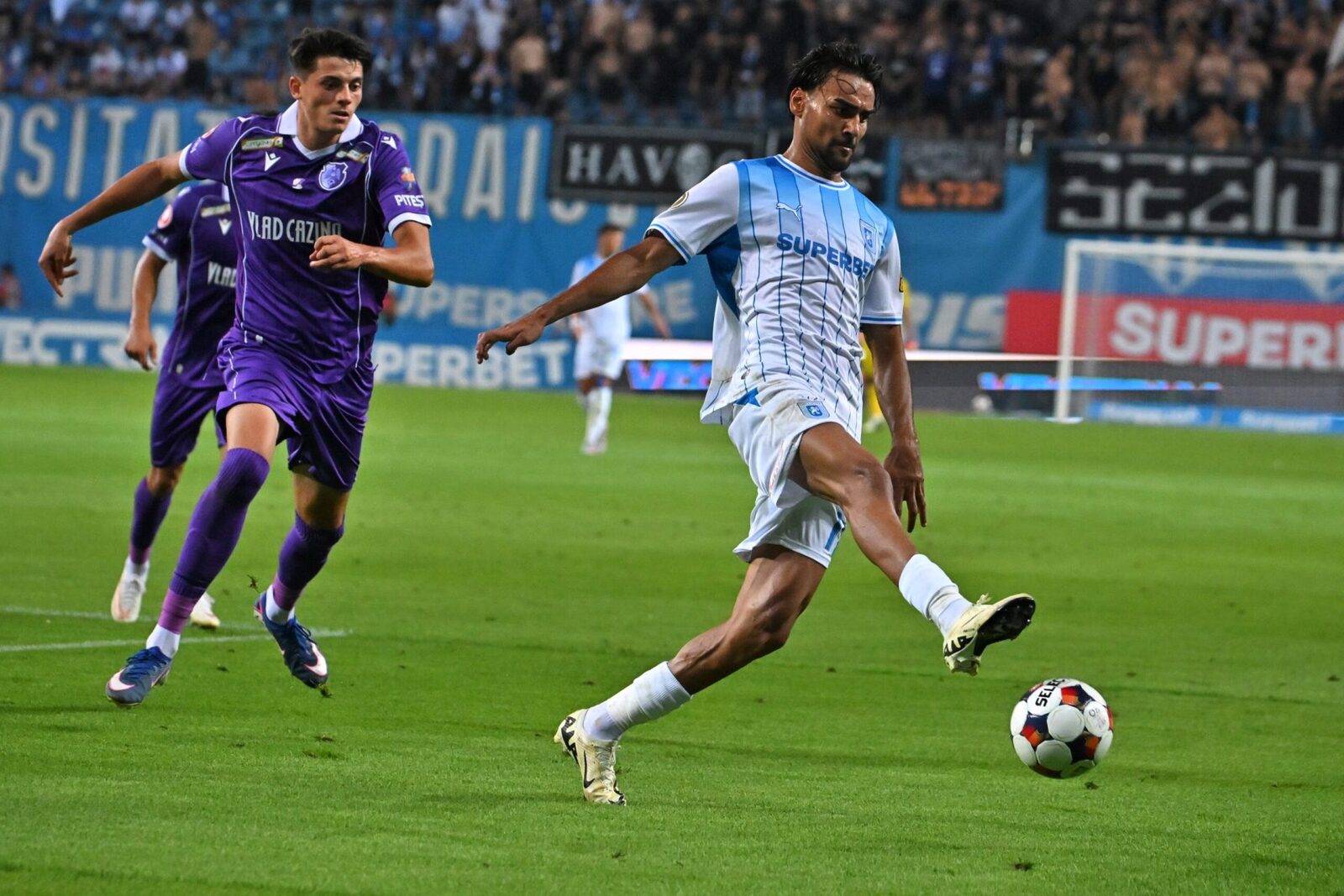 FC Argeș, liderul SuperLigii după victoria de la Craiova