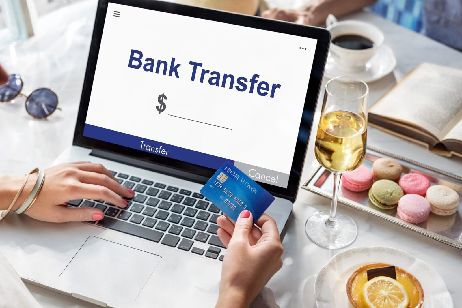 Banca cere documente pentru transferul mare blocat