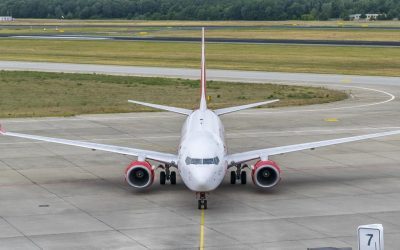 De ce avioanele sunt albe: Explicația econimică neștiută