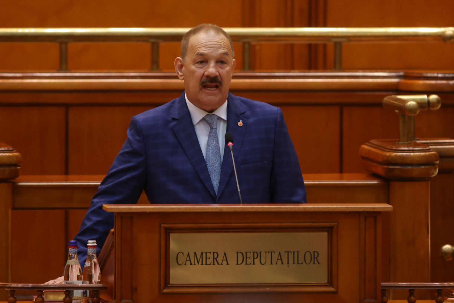 PSD: Un deputat cu vot SDP pentru suspendarea lui Nicușor Dan