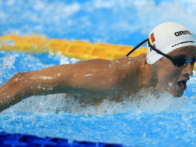 Vlad Mihalache, record național și semifinale la Europenele de natație