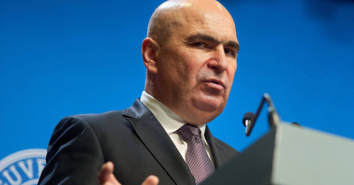 Bolojan: Când ar vota PNL un guvern tehnocrat