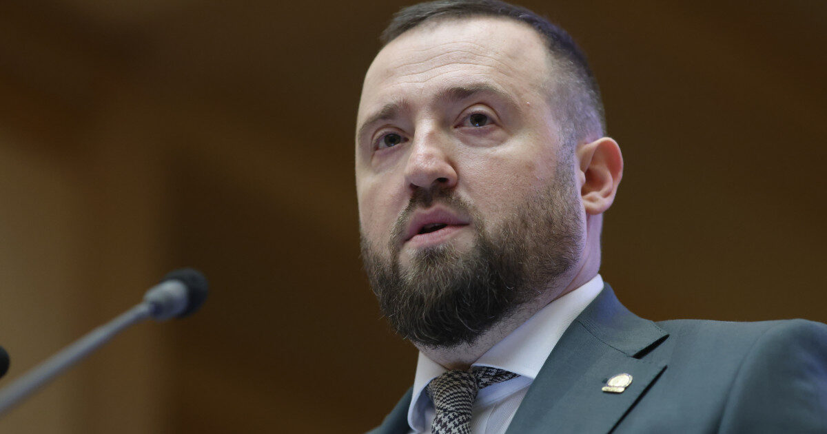 CSM apără pe Voineag, după Ghinea: Jignirile depășesc libertatea