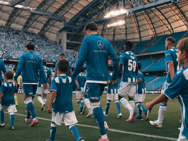 UEFA a dat peste cap un fotbalist: „Lucrez în tura de seară”