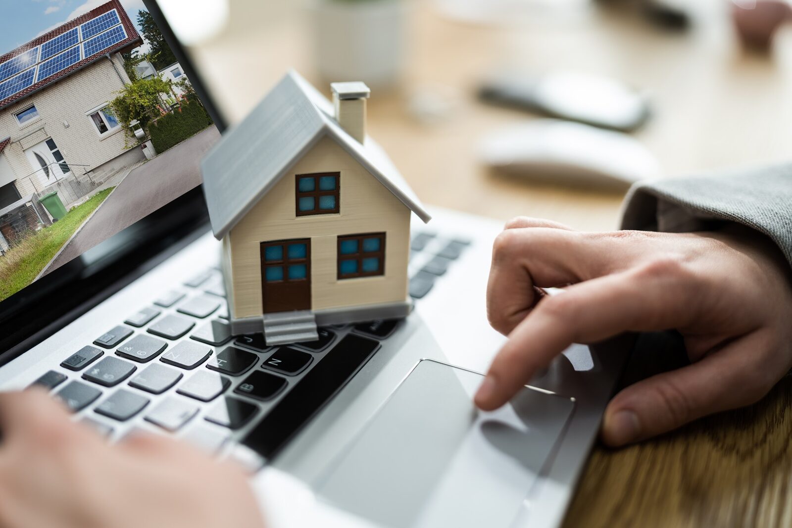 Cei mai bogați români locuiesc aici. Prețuri record la imobiliare