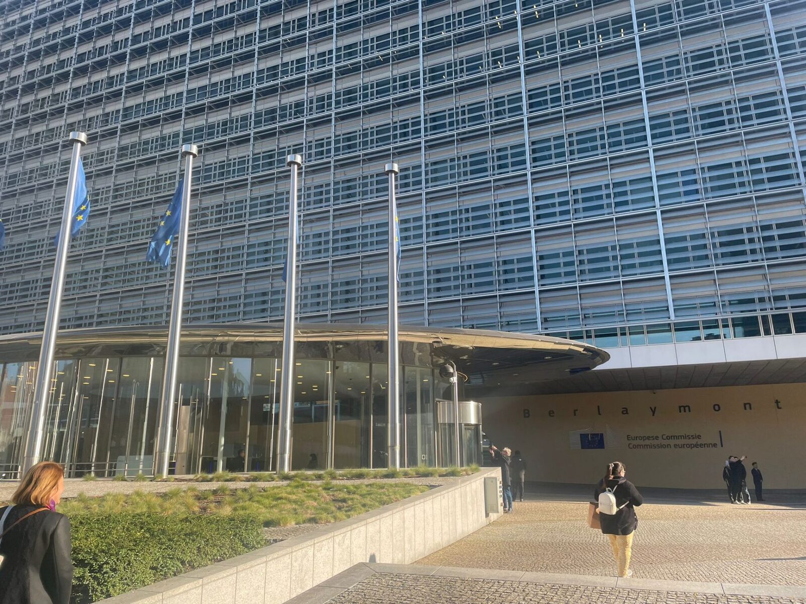 S&D: România nu plătește dublu. Weber: PPE nu lasă banii să piară